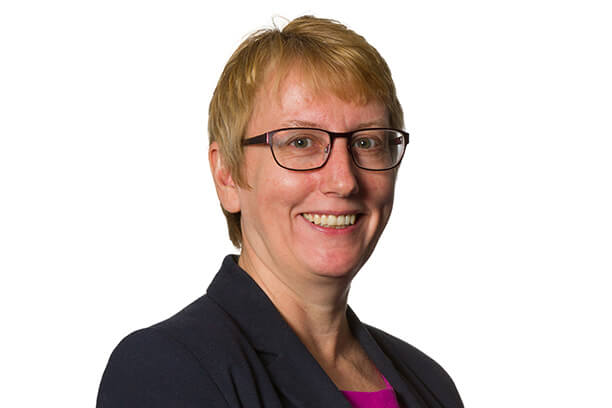 Photo of Caroline Peters