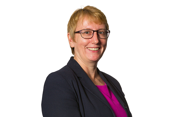 Photo of Caroline Peters